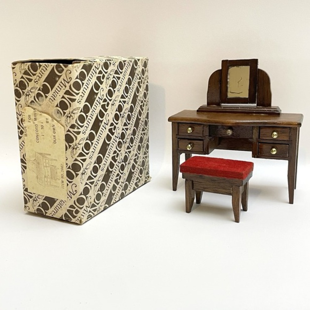 Vintage Concord Dollhouse Miniatures Vanity 5 Drawers W/ Mirror Chair Dresser‎